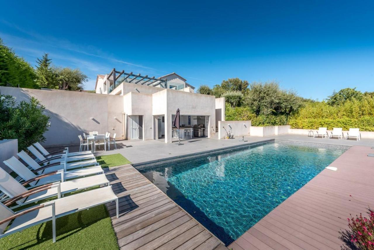 Willa Vue Panoramique Sur La Baie De St Tropez Les Issambres Zewnętrze zdjęcie