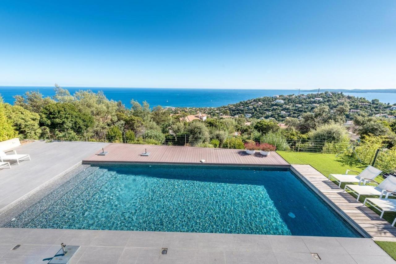 Willa Vue Panoramique Sur La Baie De St Tropez Les Issambres Zewnętrze zdjęcie